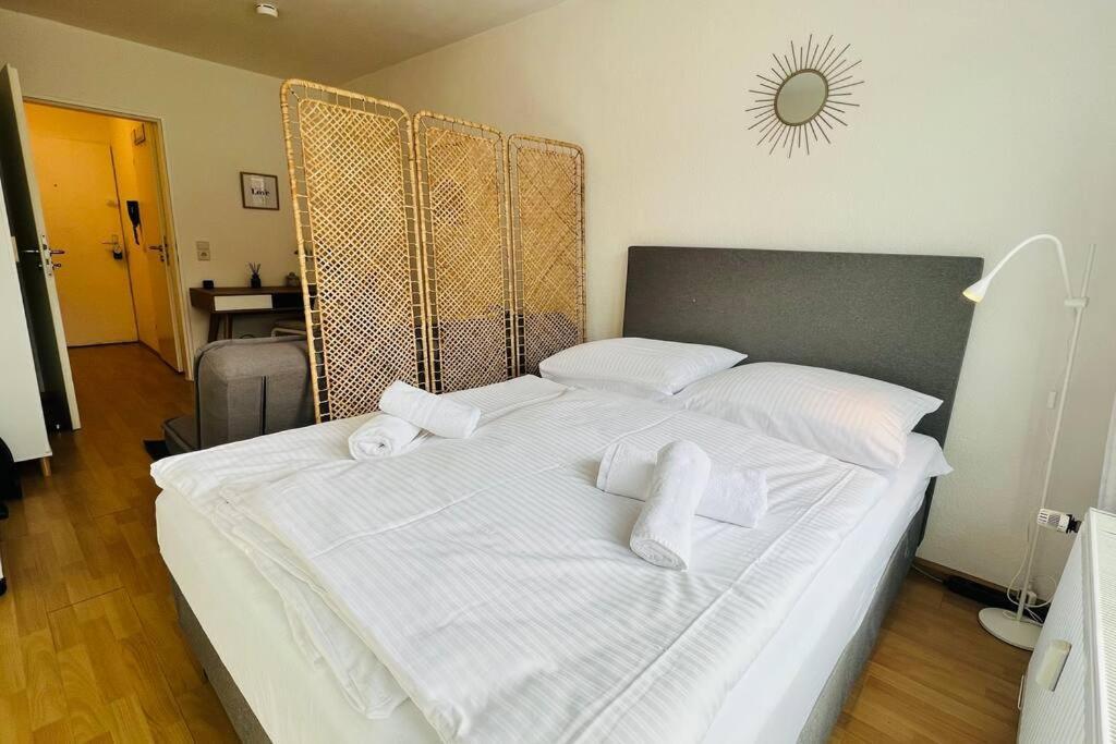 Appartement Bright Studio - Central - Balcony - Trade Fair